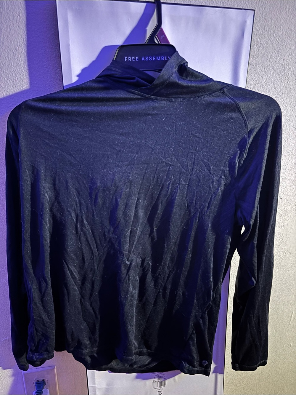 Black Lightweight Hooded Long Sleeve Athletic Shirt Men’s Large